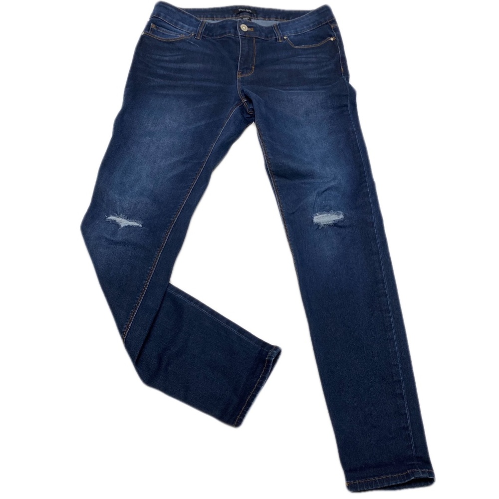 WHBM Dark Wash Distressed Skinny Regular Rise Jeans size 6R